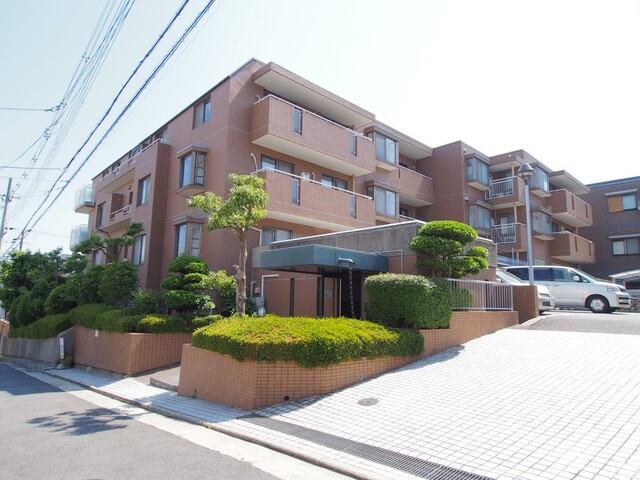 ファミーユ御影西平野