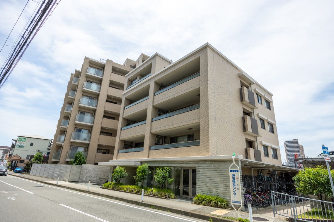 ローレルコート立花町